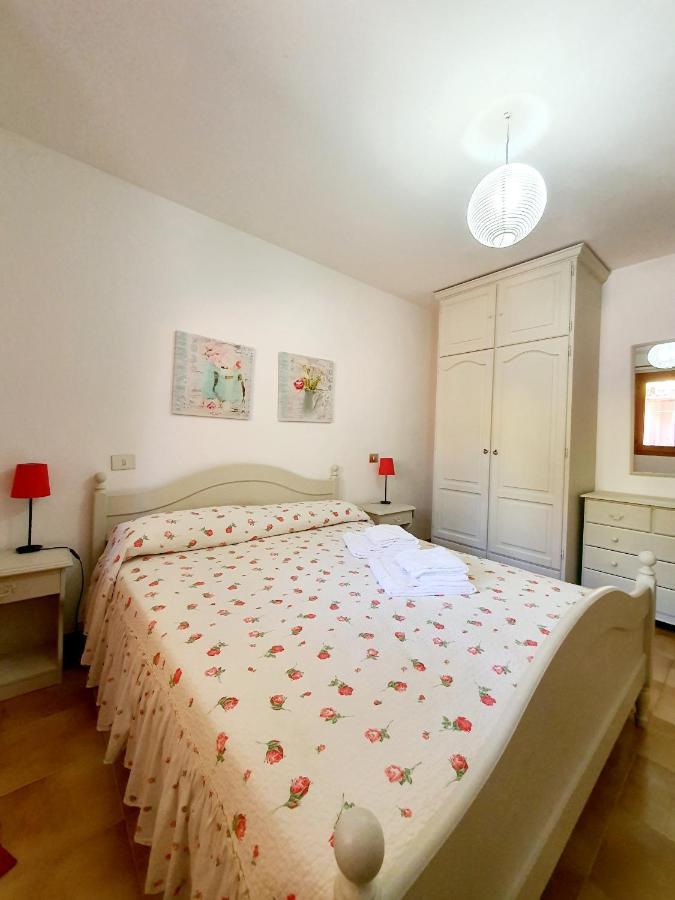 Dommos - Sunrise Apartments Cala Liberotto Eksteriør bilde